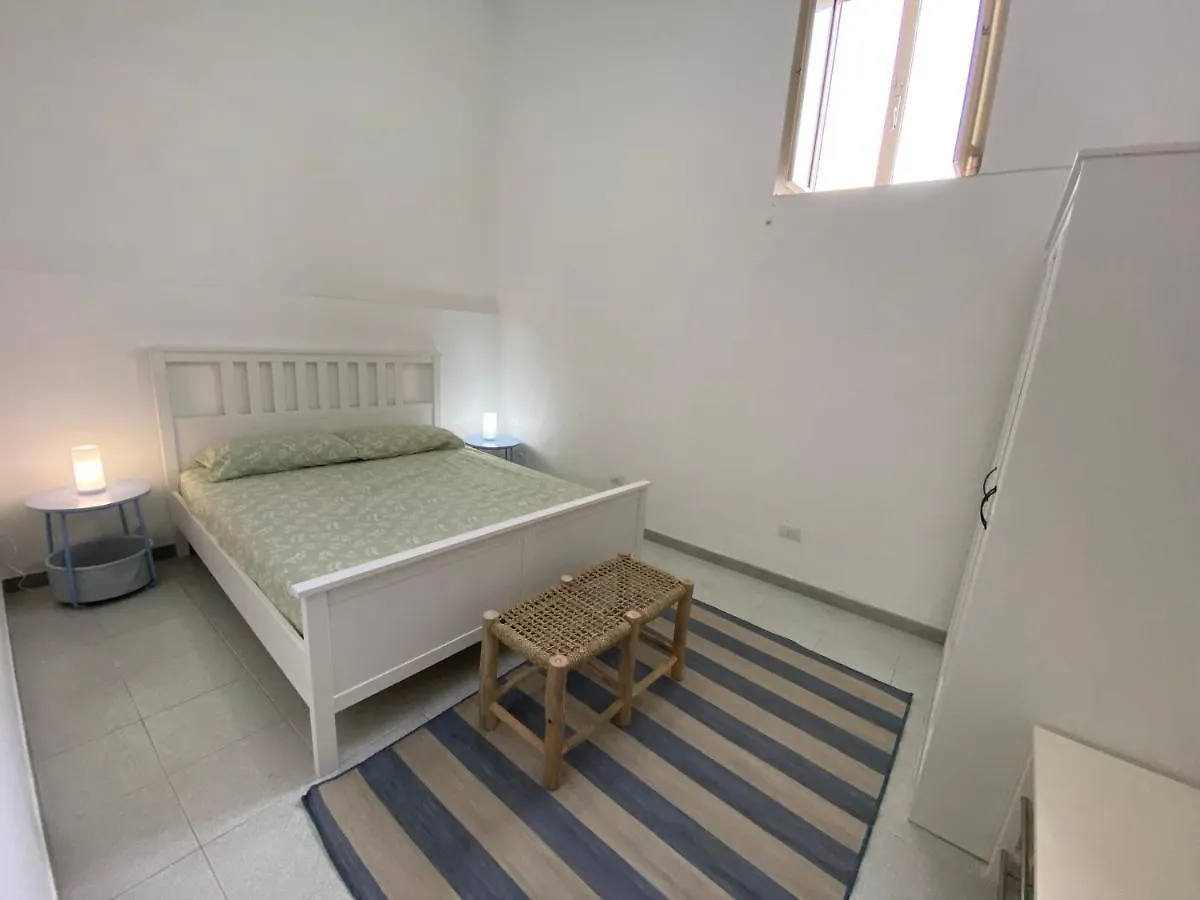 Dimora Mimar - Holiday Housing Apartamento Lípara